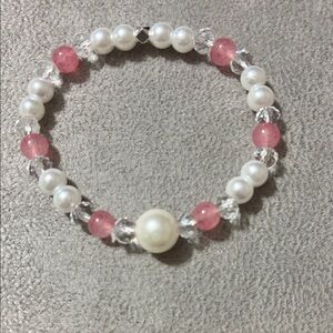 Elegant Pearl and Pink Beaded Bracelet